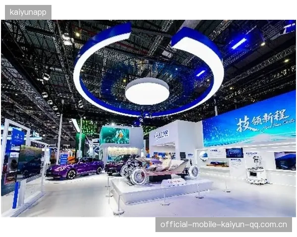 世赛车身修理：焦娇的“超级修车手”秘笈——从零开始，让车身焕发新生